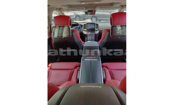Buy Import Toyota Land Cruiser Red Car in Import - Dubai in Baa Buy Import Toyota Land Cruiser Red Car in Import - Dubai in Baa