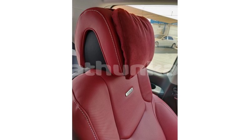 Big with watermark toyota land cruiser baa import dubai 1662