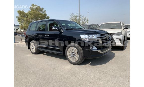 Buy Import Toyota Land Cruiser Red Car in Import - Dubai in Baa Buy Import Toyota Land Cruiser Red Car in Import - Dubai in Baa