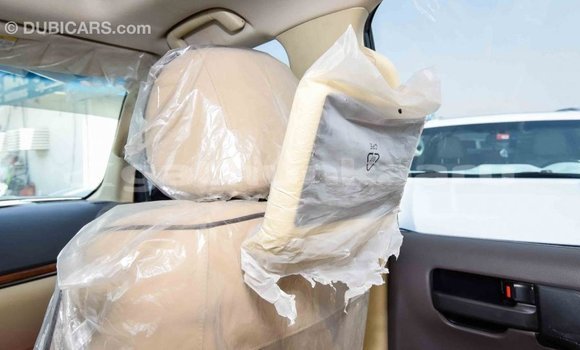 Buy Import Toyota Land Cruiser White Car in Import - Dubai in Baa Buy Import Toyota Land Cruiser White Car in Import - Dubai in Baa