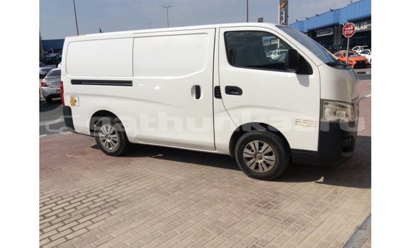 Buy Import Nissan Evalia White Truck in Import - Dubai in Baa