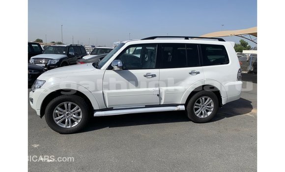 Buy Import Mitsubishi Pajero White Car in Import - Dubai in Baa Buy Import Mitsubishi Pajero White Car in Import - Dubai in Baa