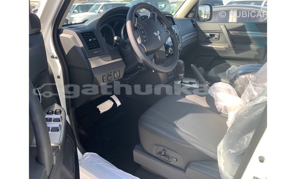 Buy Import Mitsubishi Pajero White Car in Import - Dubai in Baa Buy Import Mitsubishi Pajero White Car in Import - Dubai in Baa