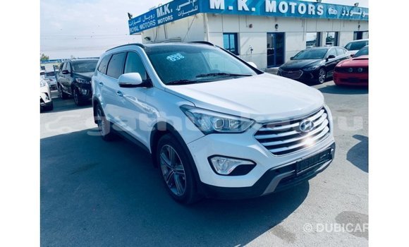 Buy Import Hyundai Santa Fe White Car in Import - Dubai in Baa Buy Import Hyundai Santa Fe White Car in Import - Dubai in Baa