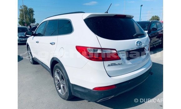 Buy Import Hyundai Santa Fe White Car in Import - Dubai in Baa Buy Import Hyundai Santa Fe White Car in Import - Dubai in Baa