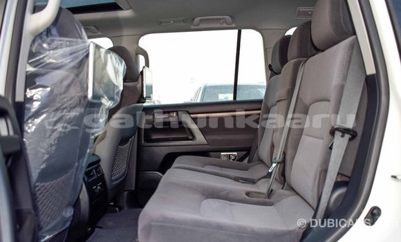 Buy Import Toyota Land Cruiser Other Car in Import - Dubai in Baa Buy Import Toyota Land Cruiser Other Car in Import - Dubai in Baa