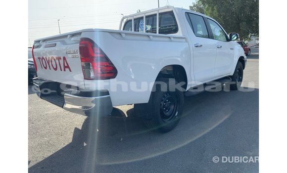 Buy Import Toyota Hilux White Car in Import - Dubai in Baa Buy Import Toyota Hilux White Car in Import - Dubai in Baa