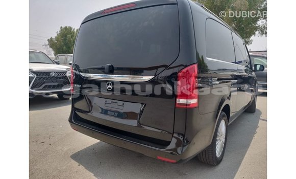 Buy Import Mercedes-Benz 250 Black Car in Import - Dubai in Baa Buy Import Mercedes-Benz 250 Black Car in Import - Dubai in Baa