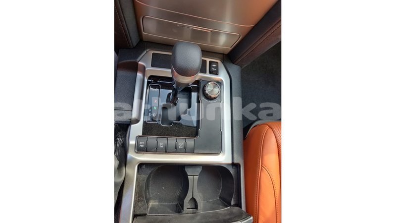 Big with watermark toyota land cruiser baa import dubai 1678