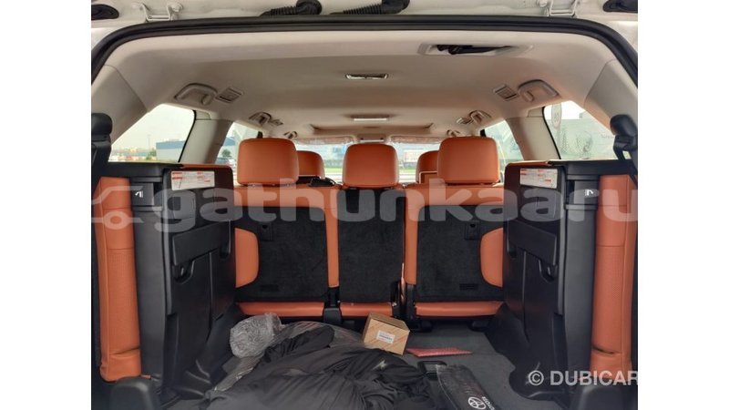 Big with watermark toyota land cruiser baa import dubai 1678