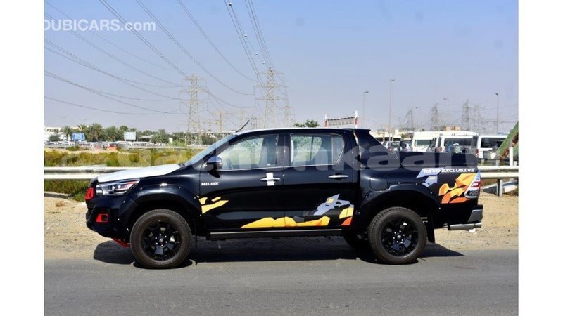Big with watermark toyota hilux baa import dubai 1680