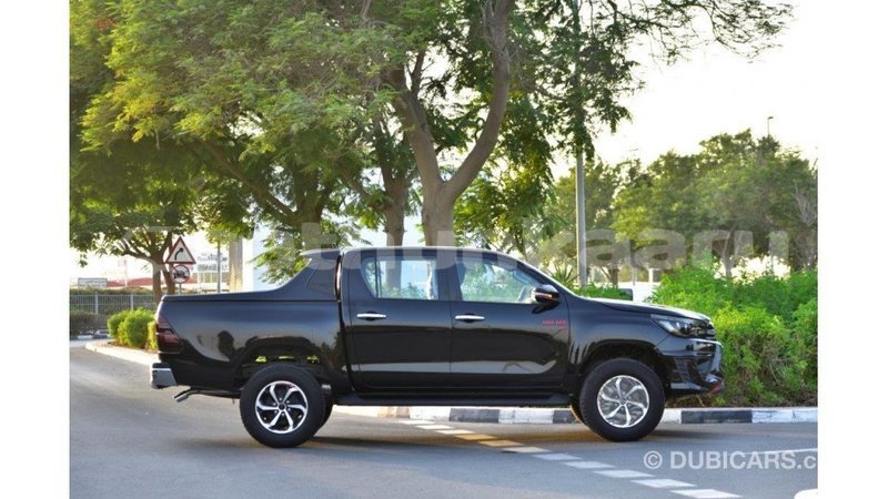 Big with watermark toyota hilux baa import dubai 1682