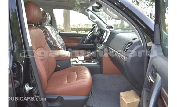 Buy Import Toyota Land Cruiser Black Car in Import - Dubai in Baa Buy Import Toyota Land Cruiser Black Car in Import - Dubai in Baa