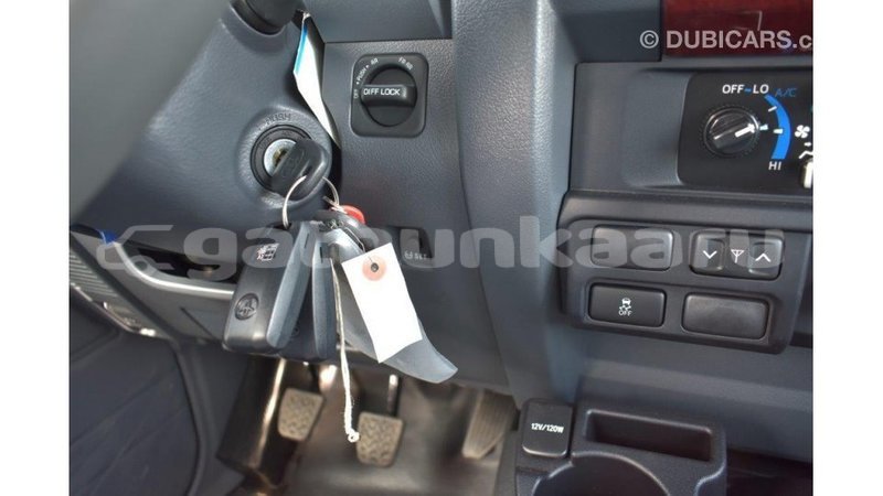 Big with watermark toyota land cruiser baa import dubai 1685