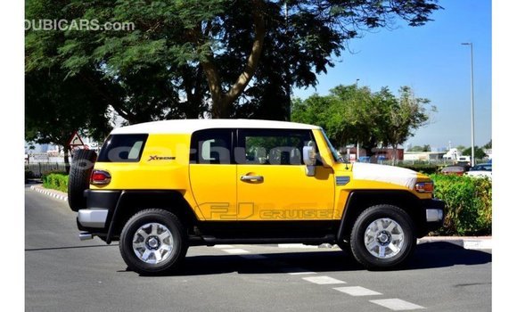 Buy Import Toyota FJ Cruiser Other Car in Import - Dubai in Baa Buy Import Toyota FJ Cruiser Other Car in Import - Dubai in Baa