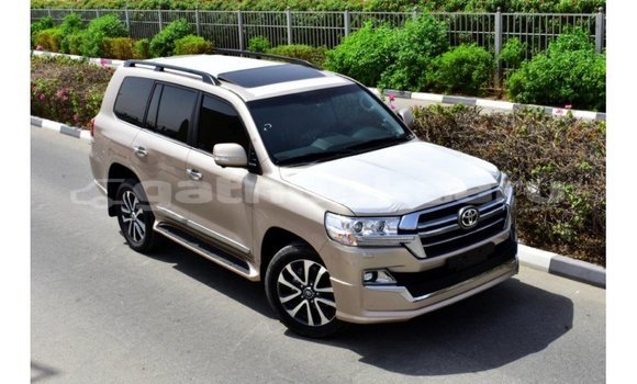 Buy Import Toyota Land Cruiser Other Car in Import - Dubai in Baa Buy Import Toyota Land Cruiser Other Car in Import - Dubai in Baa