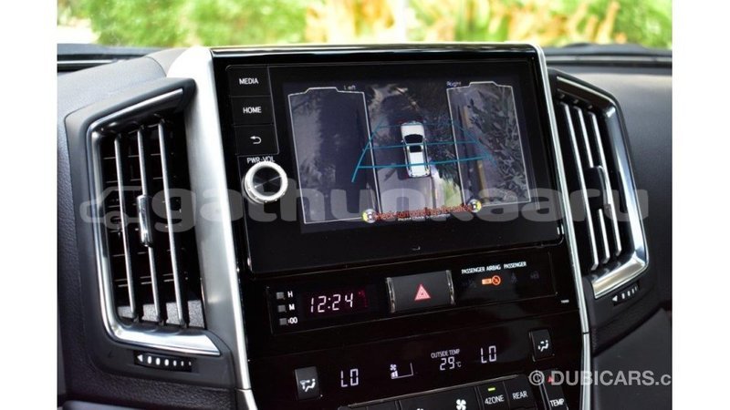 Big with watermark toyota land cruiser baa import dubai 1687