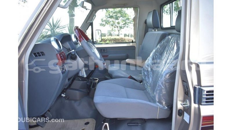 Big with watermark toyota land cruiser baa import dubai 1688