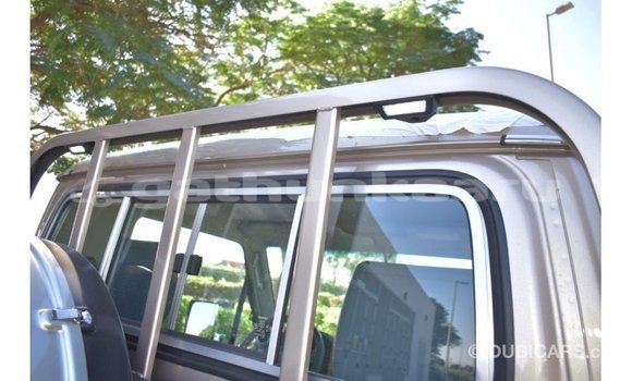 Buy Import Toyota Land Cruiser Other Car in Import - Dubai in Baa Buy Import Toyota Land Cruiser Other Car in Import - Dubai in Baa