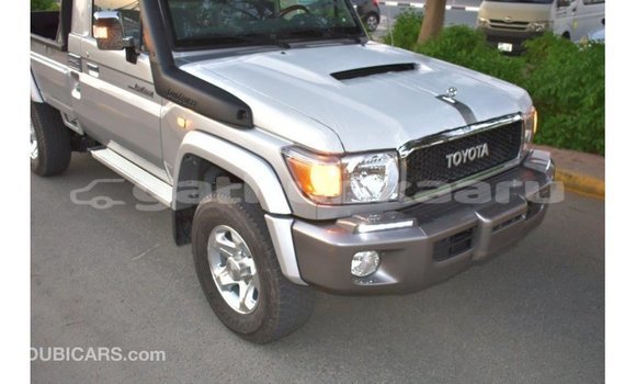 Buy Import Toyota Land Cruiser Other Car in Import - Dubai in Baa Buy Import Toyota Land Cruiser Other Car in Import - Dubai in Baa
