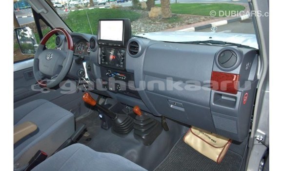 Buy Import Toyota Land Cruiser Other Car in Import - Dubai in Baa Buy Import Toyota Land Cruiser Other Car in Import - Dubai in Baa