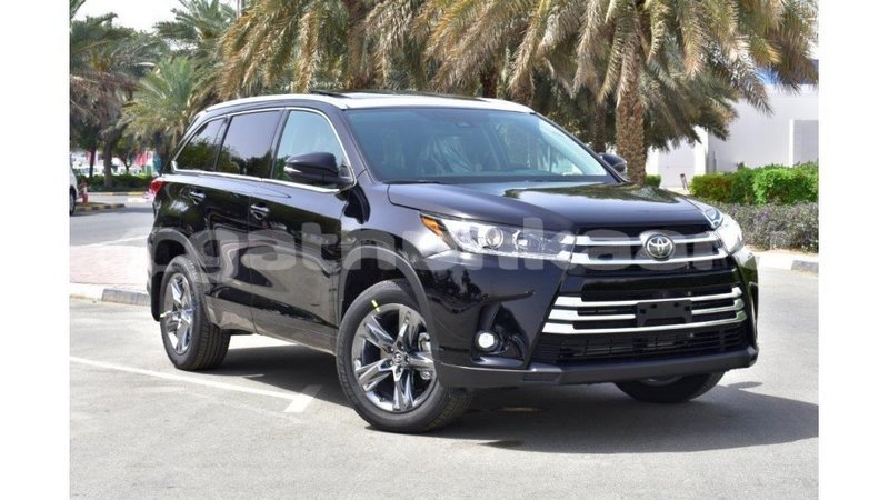 Big with watermark toyota highlander baa import dubai 1694
