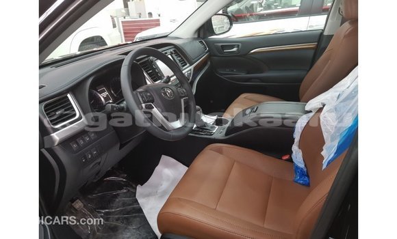 Buy Import Toyota Highlander Black Car in Import - Dubai in Baa Buy Import Toyota Highlander Black Car in Import - Dubai in Baa