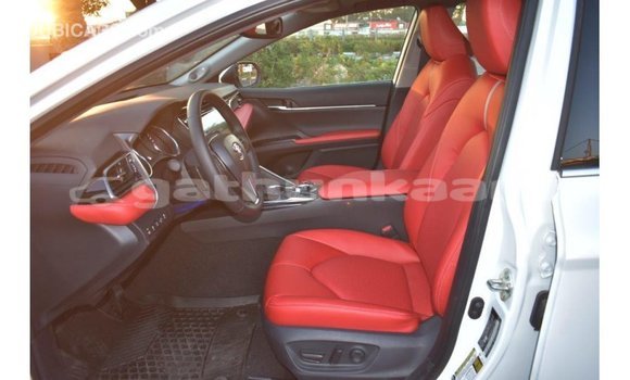Buy Import Toyota Camry White Car in Import - Dubai in Baa Buy Import Toyota Camry White Car in Import - Dubai in Baa