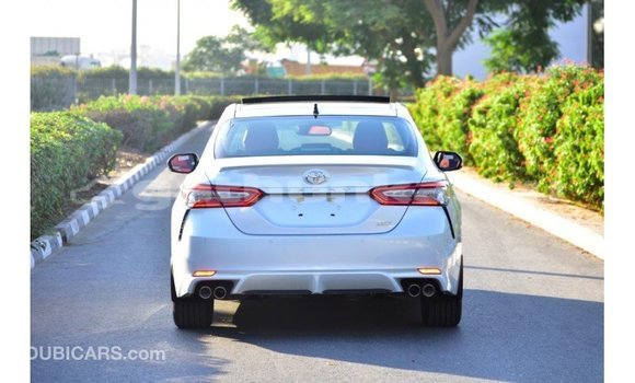Buy Import Toyota Camry White Car in Import - Dubai in Baa Buy Import Toyota Camry White Car in Import - Dubai in Baa