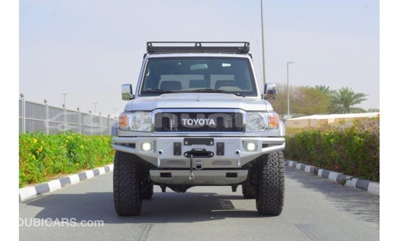 Buy Import Toyota Land Cruiser Other Car in Import - Dubai in Baa Buy Import Toyota Land Cruiser Other Car in Import - Dubai in Baa