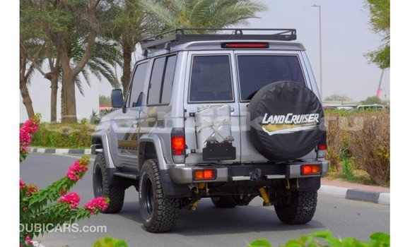 Buy Import Toyota Land Cruiser Other Car in Import - Dubai in Baa Buy Import Toyota Land Cruiser Other Car in Import - Dubai in Baa