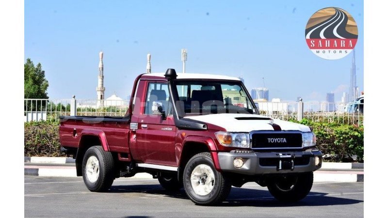 Big with watermark toyota land cruiser baa import dubai 1703