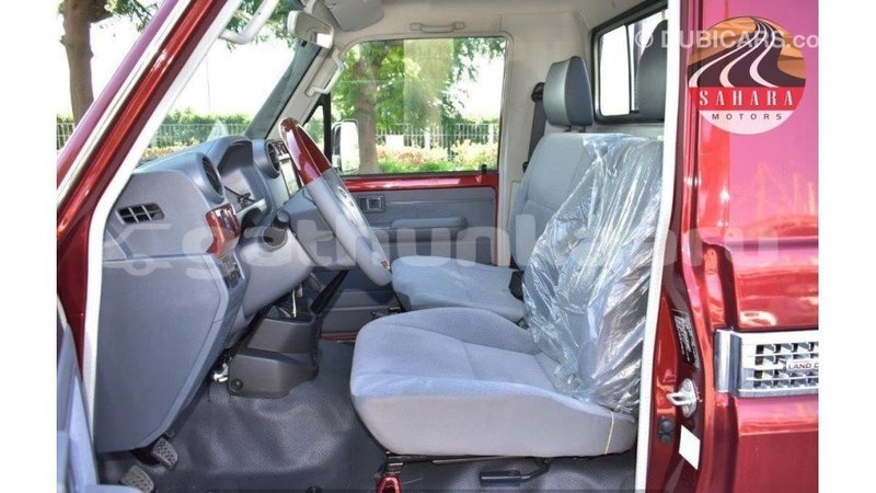 Big with watermark toyota land cruiser baa import dubai 1703