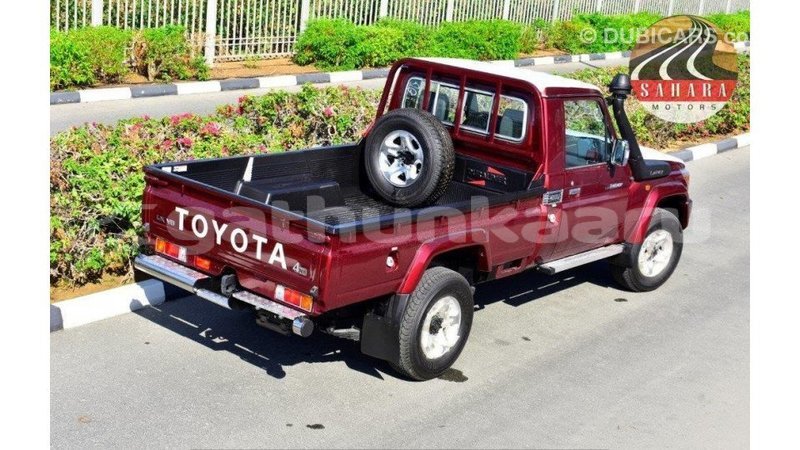 Big with watermark toyota land cruiser baa import dubai 1703