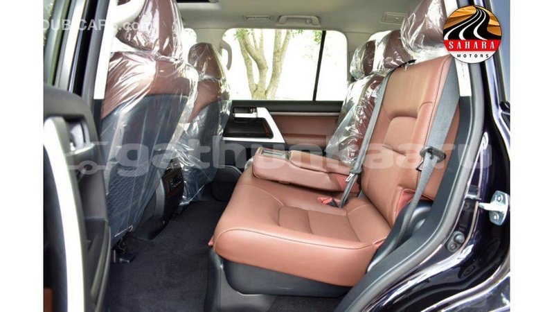 Big with watermark toyota land cruiser baa import dubai 1704