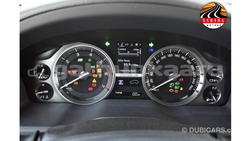 Big with watermark toyota land cruiser baa import dubai 1704