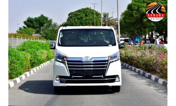 Buy Import Toyota Granvia White Car in Import - Dubai in Baa Buy Import Toyota Granvia White Car in Import - Dubai in Baa