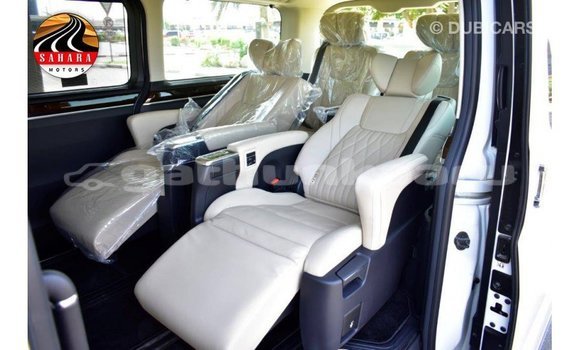 Buy Import Toyota Granvia White Car in Import - Dubai in Baa Buy Import Toyota Granvia White Car in Import - Dubai in Baa