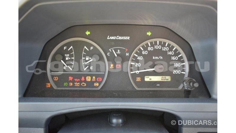 Big with watermark toyota land cruiser baa import dubai 1707