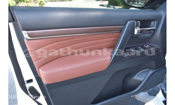 Buy Import Toyota Land Cruiser White Car in Import - Dubai in Baa Buy Import Toyota Land Cruiser White Car in Import - Dubai in Baa