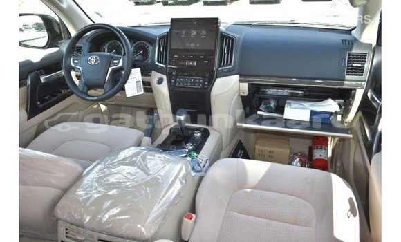 Buy Import Toyota Land Cruiser Black Car in Import - Dubai in Baa Buy Import Toyota Land Cruiser Black Car in Import - Dubai in Baa