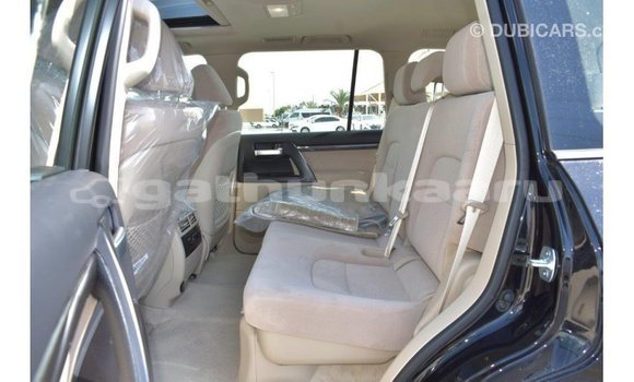 Buy Import Toyota Land Cruiser Black Car in Import - Dubai in Baa Buy Import Toyota Land Cruiser Black Car in Import - Dubai in Baa