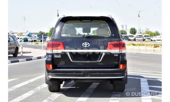 Buy Import Toyota Land Cruiser Black Car in Import - Dubai in Baa Buy Import Toyota Land Cruiser Black Car in Import - Dubai in Baa