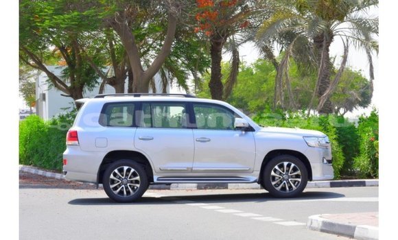 Buy Import Toyota Land Cruiser Other Car in Import - Dubai in Baa Buy Import Toyota Land Cruiser Other Car in Import - Dubai in Baa