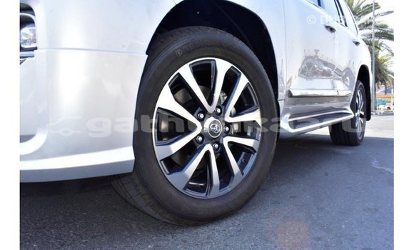 Buy Import Toyota Land Cruiser Other Car in Import - Dubai in Baa Buy Import Toyota Land Cruiser Other Car in Import - Dubai in Baa