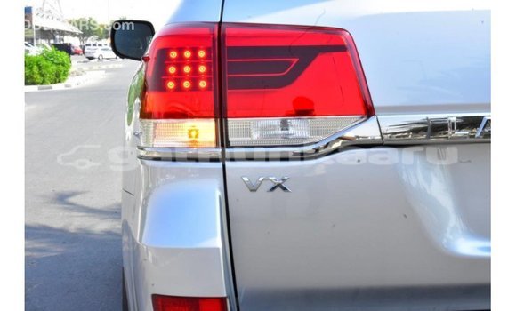 Buy Import Toyota Land Cruiser Other Car in Import - Dubai in Baa Buy Import Toyota Land Cruiser Other Car in Import - Dubai in Baa