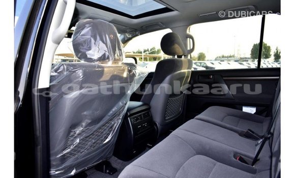 Buy Import Toyota Land Cruiser Black Car in Import - Dubai in Baa Buy Import Toyota Land Cruiser Black Car in Import - Dubai in Baa