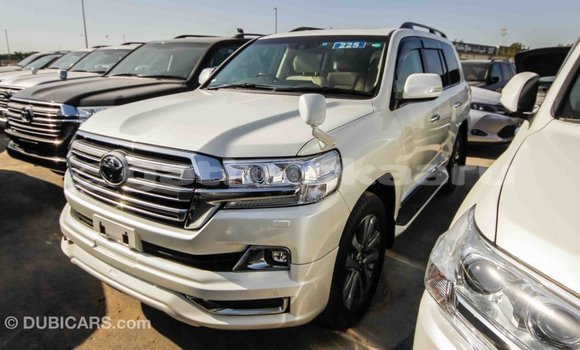 Buy Import Toyota Land Cruiser White Car in Import - Dubai in Baa Buy Import Toyota Land Cruiser White Car in Import - Dubai in Baa