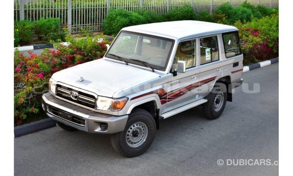 Buy Import Toyota Land Cruiser Other Car in Import - Dubai in Baa Buy Import Toyota Land Cruiser Other Car in Import - Dubai in Baa