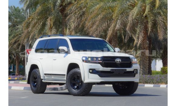 Buy Import Toyota Land Cruiser White Car in Import - Dubai in Baa Buy Import Toyota Land Cruiser White Car in Import - Dubai in Baa